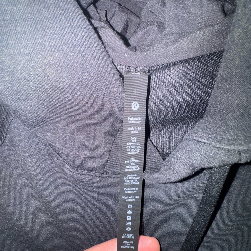 lululemon athletica Men's Black Hoodie Jacket - Picture 2 of 4